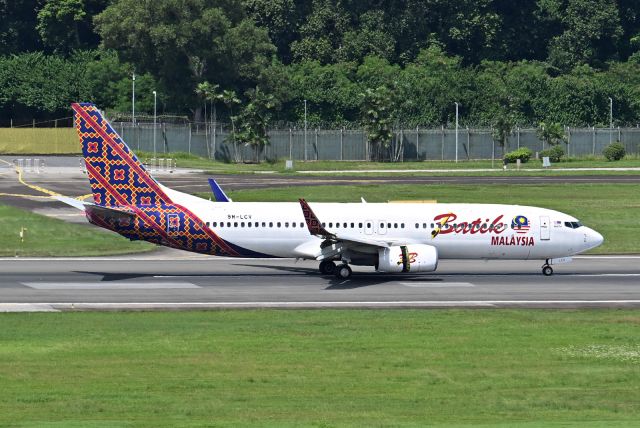 Boeing 737-800 (9M-LCV)