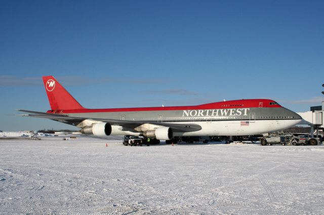 Boeing 747-200 (N623US) - NW flt 9804/01Mar09 resting at gate N8 at ANC  Operating military charter inbound from KWI via AMS,  destination HNL