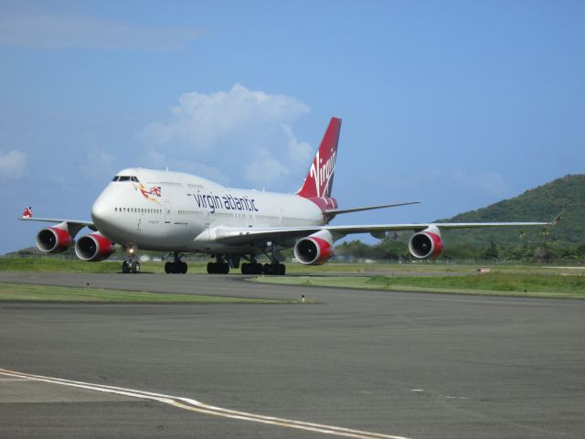 Boeing 747-400 (G-VGAL)