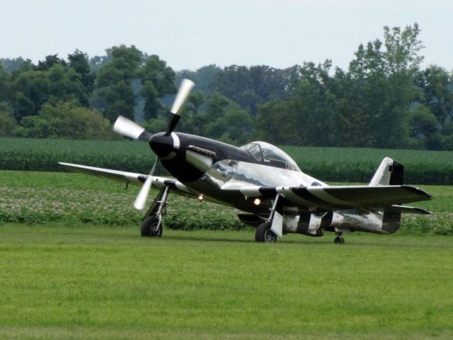 North American P-51 Mustang (N51HY)