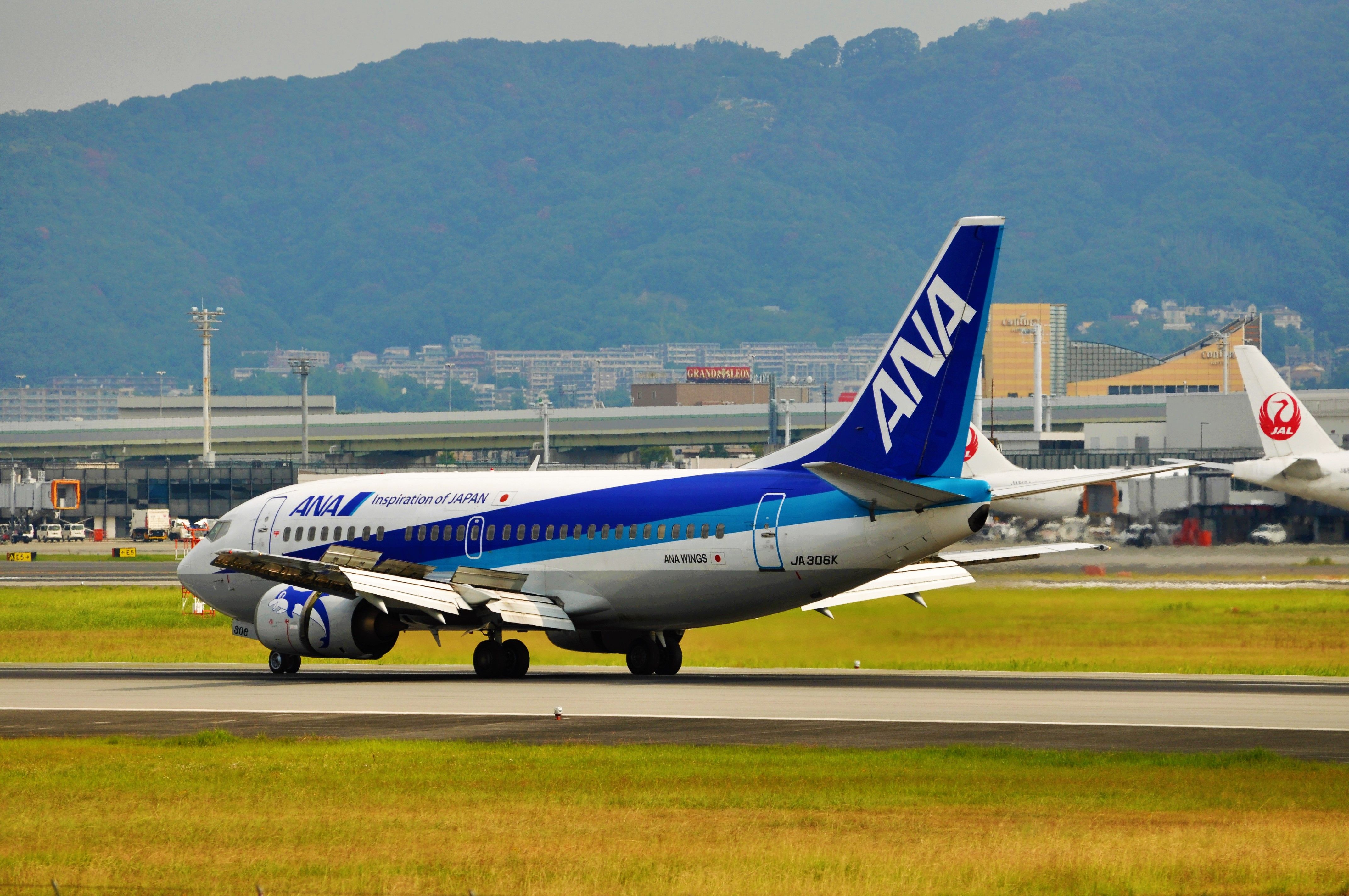 Boeing 737-500 (JA306K)