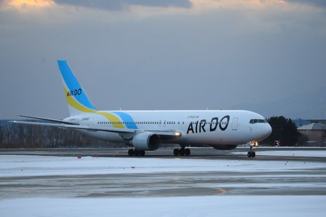 BOEING 767-300 (JA98AD) - January 4th 2019:HND-HKD.