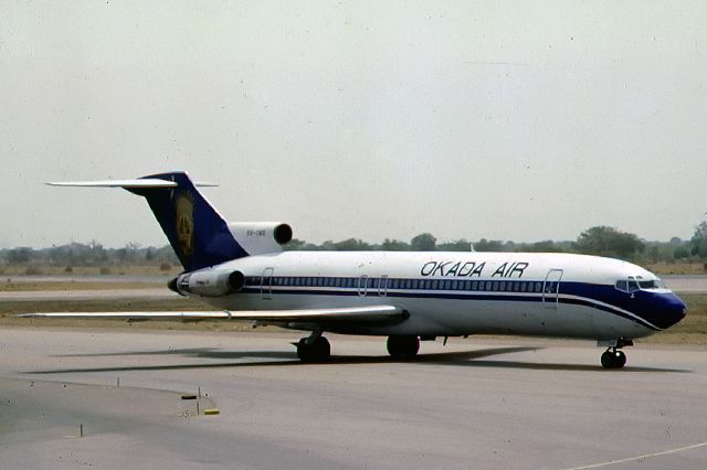 Boeing 727-100 (5N-CMB)