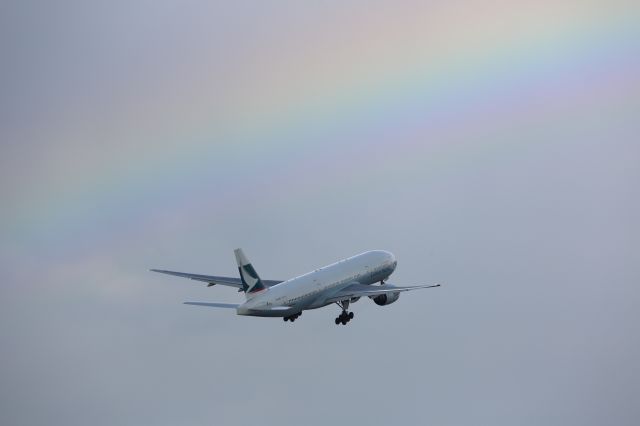 Boeing 777-200 (B-HNL)