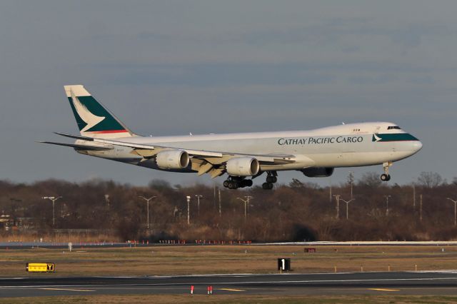 BOEING 747-8 (B-LJJ) - CPA84 arriving from Hong Kong via Anchorage in the last light of the day.