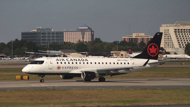 Embraer ERJ 175 (C-FEKJ)