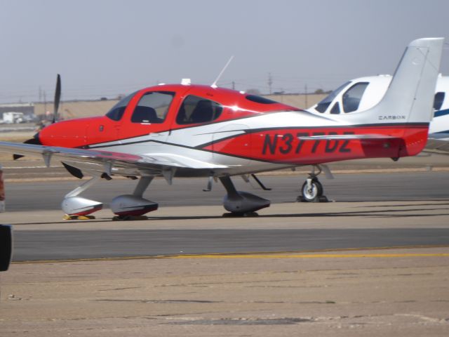 Cirrus SR-22 (N377DZ)