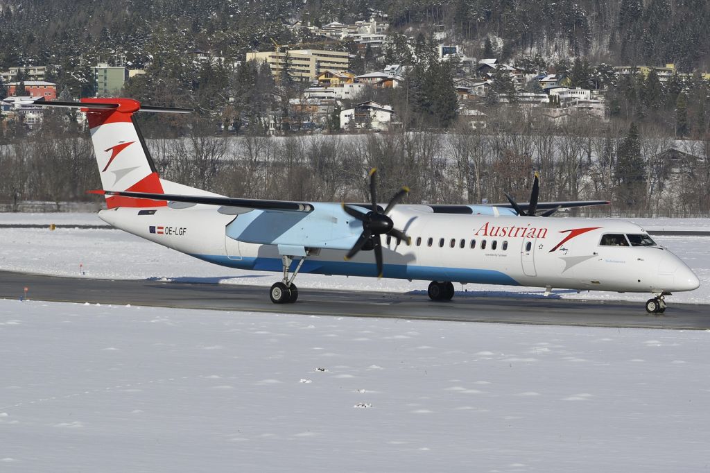 de Havilland Dash 8-400 (OE-LGF)