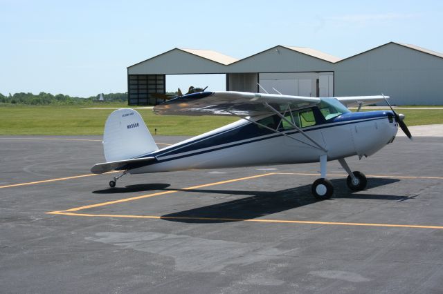 N89008 — - Pretty little tail dragger on the tarmack at West Plains Municipal Airport, Pomona, MO. Taken May 30, 2009