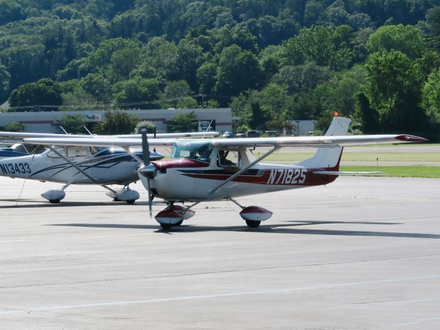 Cessna Commuter (N7182S) - 24 June 2015.