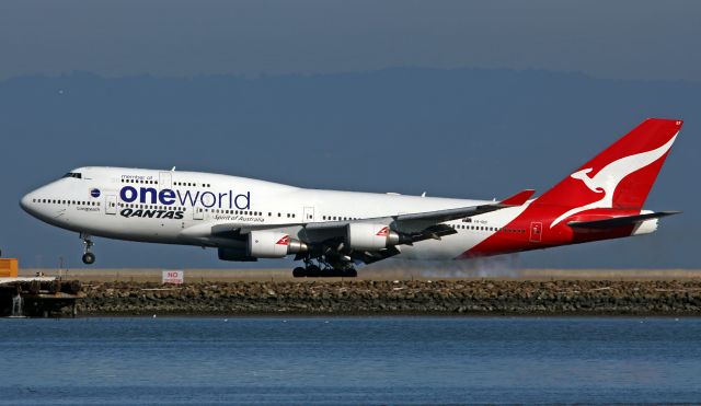 Boeing 747-400 (VH-OEF)