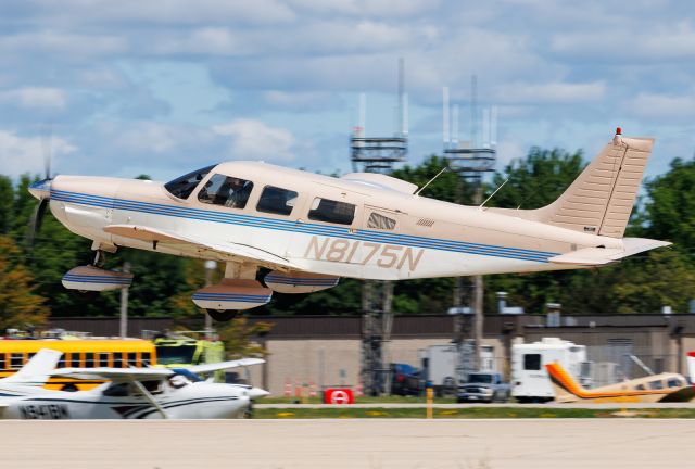 Piper Saratoga (N8175N)