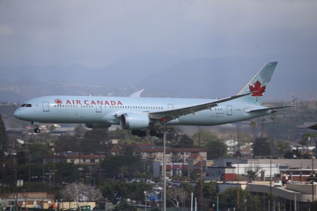 Boeing 787-9 Dreamliner (C-FGEI)