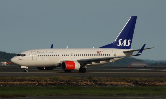 Boeing 737-700 (HB-JJA)