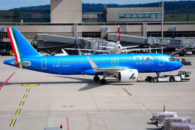 Airbus A320neo (EI-HOH)