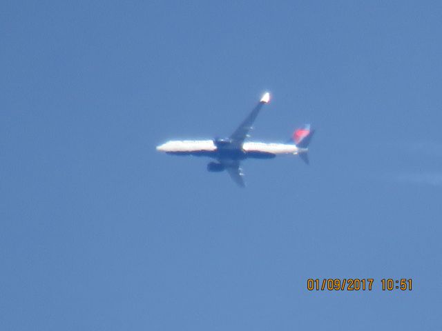 Boeing 737-800 (N3756)