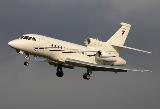 Dassault Falcon 900 (5A-DCN)