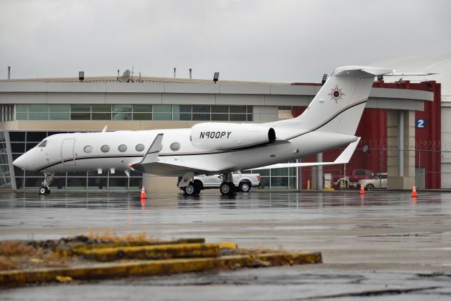 N900PY — - DNS Investments. Partially owned by Billionaire Gigi Pritzker & Hubby.