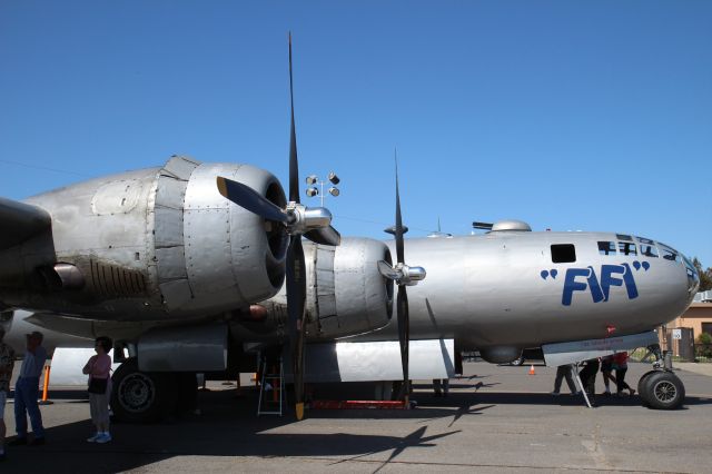 Boeing B-29 Superfortress (N529B)