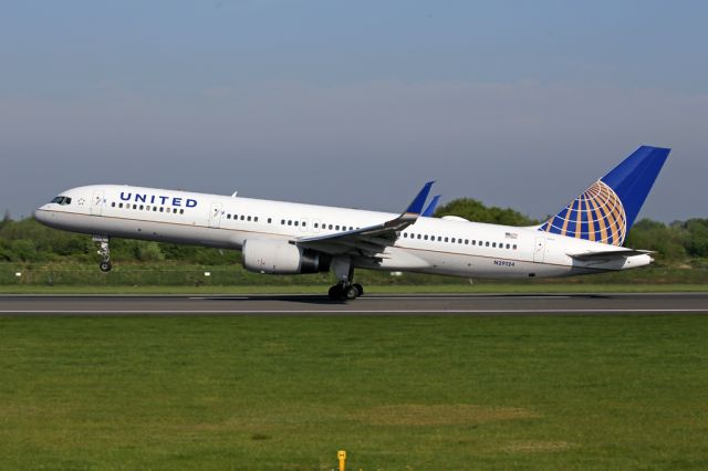 Boeing 757-200 (N29124) - UA80 on the way back to EWR