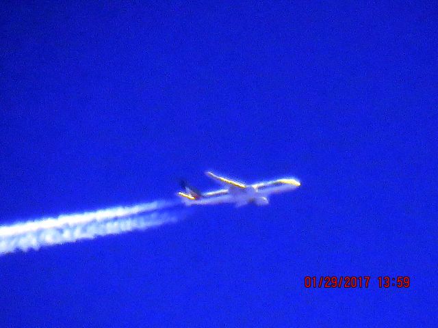 Boeing 777-200 (EI-ISO)