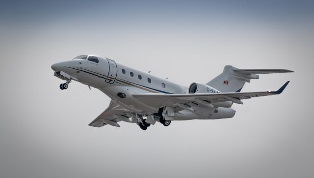 Embraer Legacy 450 (C-FJAS)