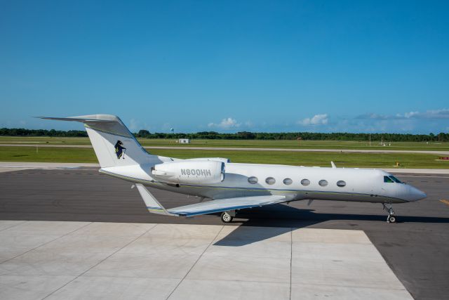 Gulfstream Aerospace Gulfstream IV (N800HH) - gulfstream giv Kvrb 2021