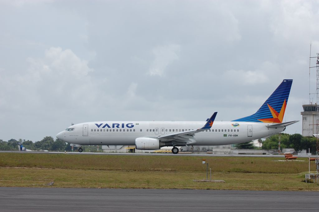 Boeing 737-800 (PR-VBK) - Take Off Run