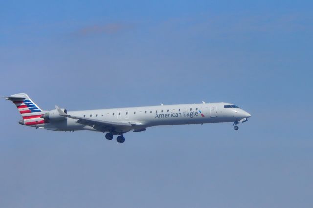 Canadair Regional Jet CRJ-200 (N927LR)