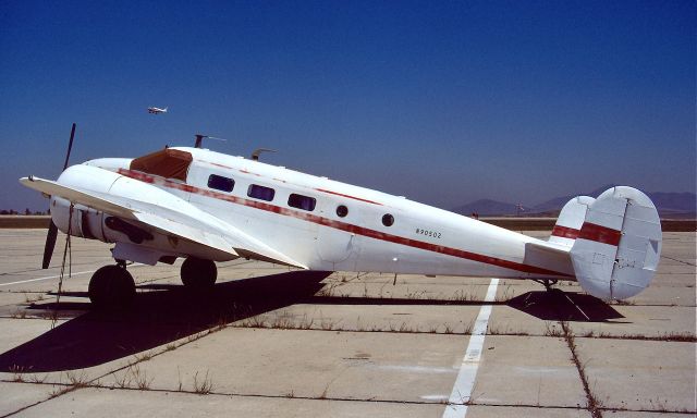 Beechcraft 18 (N90502) - Sunning in May 1989