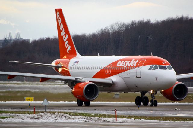 Airbus A319 (OE-LQT)