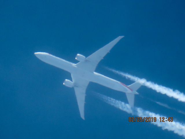 BOEING 777-300ER (N724AN)