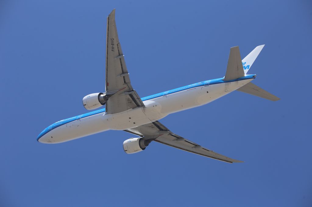 BOEING 777-300ER (PH-BVG)
