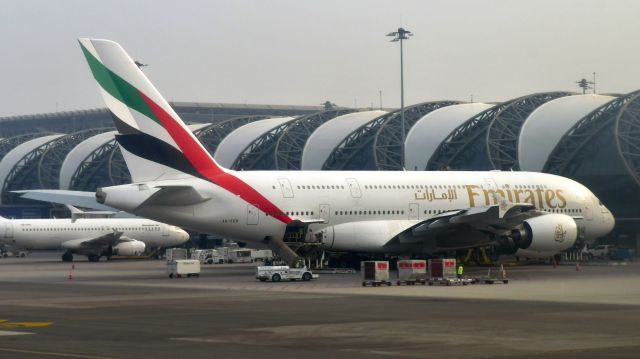 Airbus A380-800 (A6-EEB) - Emirates Airbus A380-861 A6-EEB in Bangkok 