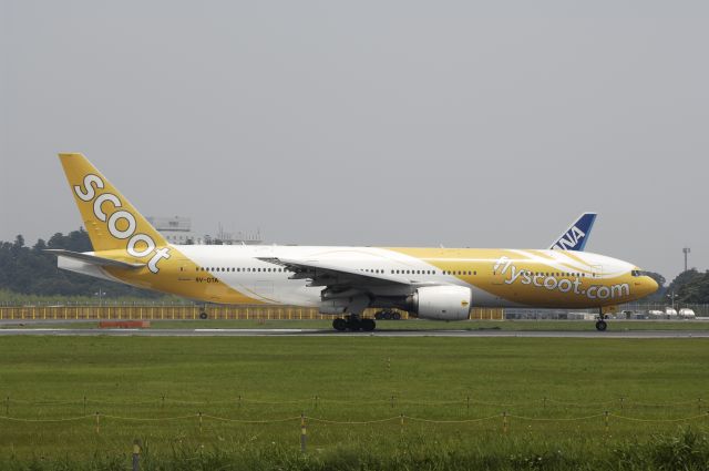 Boeing 777-200 (9V-OTA) - Departure at Narita Intl Airport Rwy16R on 2013/07/10