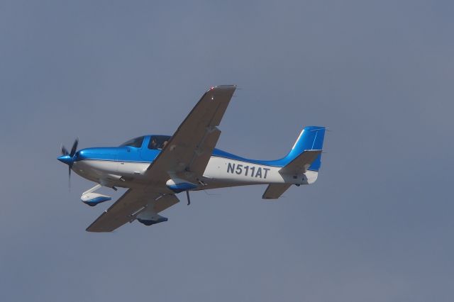 Cirrus SR-22 (N511AT)