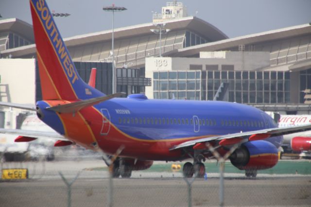 Boeing 737-700 (N939WN)