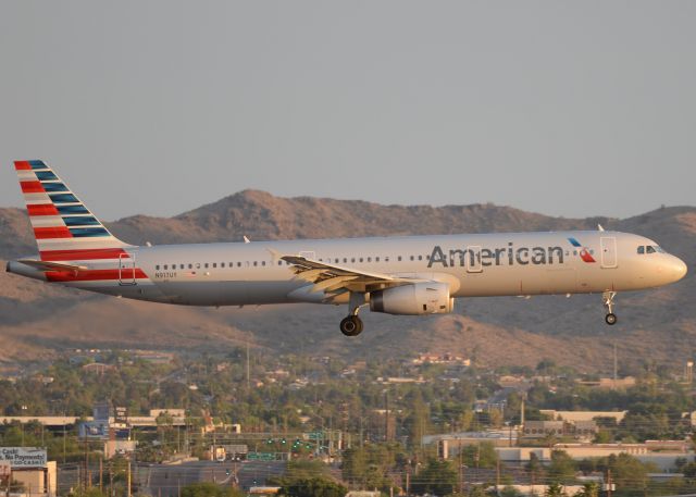 Airbus A321 (N917UY)