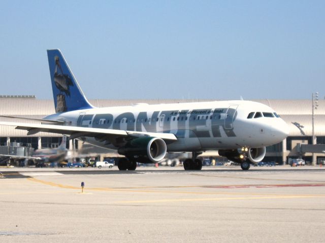 Airbus A319 (N948FR) - Turning onto RWY 19R