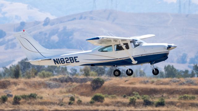 CESSNA Turbo Skylane RG (N182BE) - Cessna TR182 at Livermore Municipal Airport, September 2022