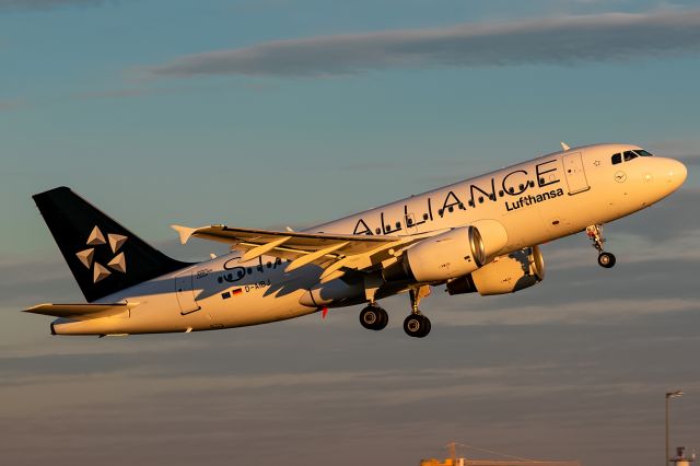 Airbus A319 (D-AIBJ)