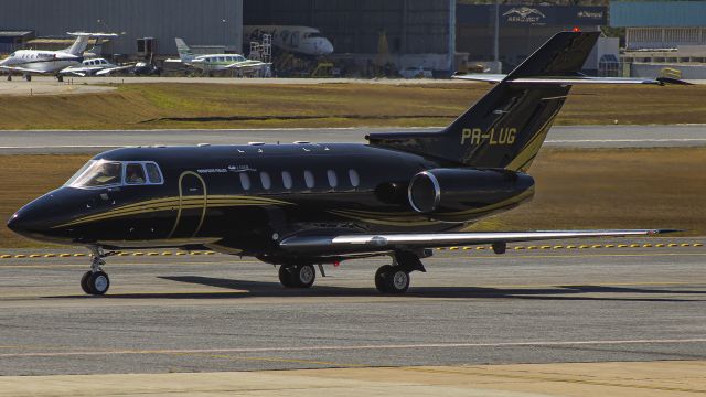 Hawker 800 (PR-LUG)