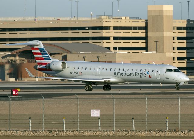 Canadair Regional Jet CRJ-700 (N705SK)