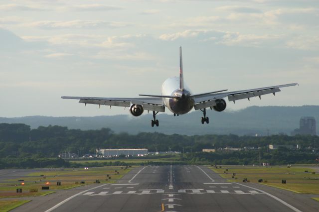 Airbus A300F4-600 (FDX913)