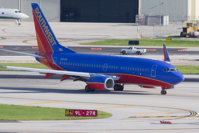 BOEING 737-300 (N951WN) - SWA1737