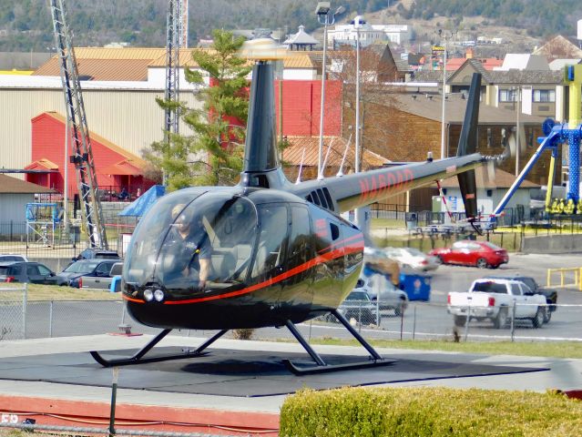 Robinson R-66 (N460AD) - A Branson Helicopter tours Robinson R66 getting ready to give rides in Branson, MO