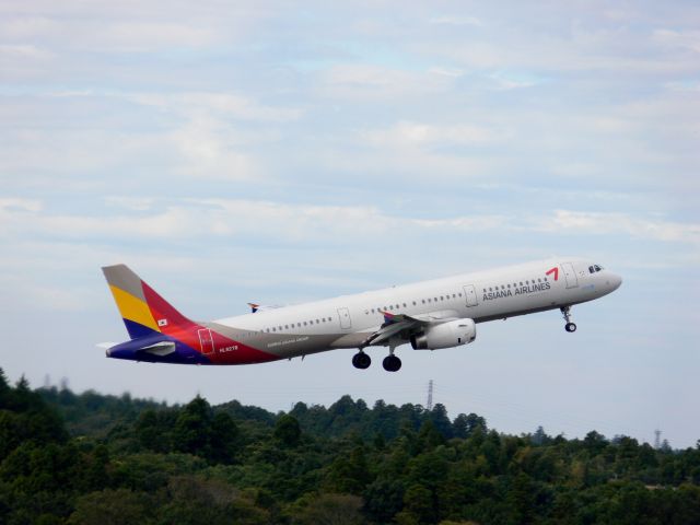 Airbus A321 (HL8278)