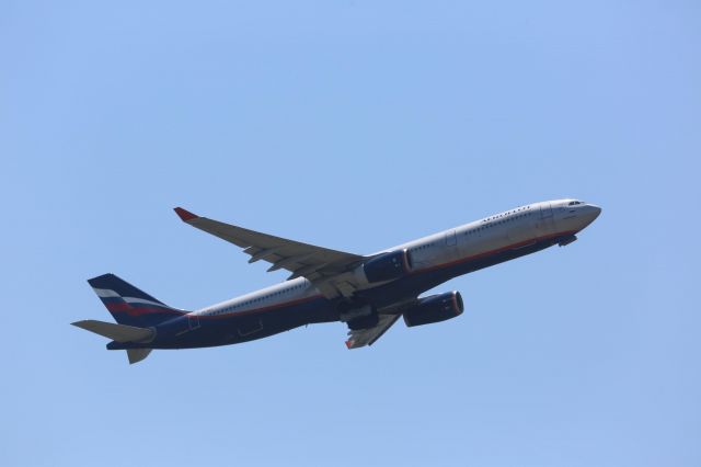 Airbus A330-300 (VQ-BQY)