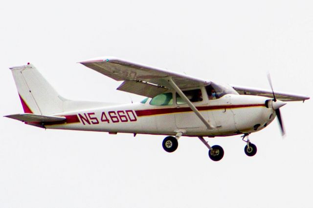 Cessna Skyhawk (N54660)