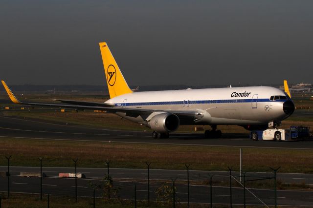 BOEING 767-300 (D-ABUM) - long yellow winglets